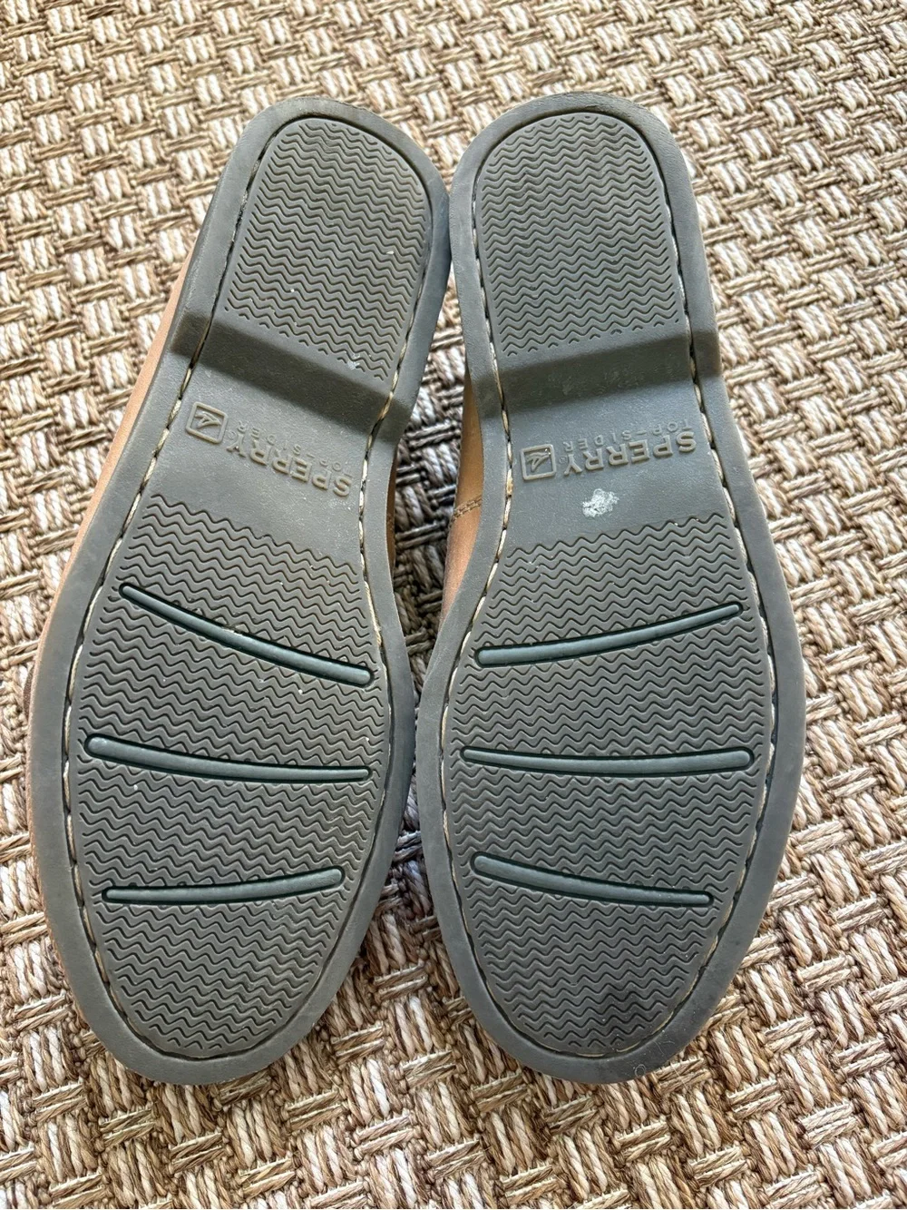 Sperry Classic Tan Leather 2-Eye Boat Shoes